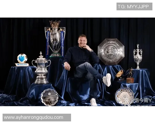 足球明星瓶子传说：从草根球场到世界舞台的奋斗与荣耀